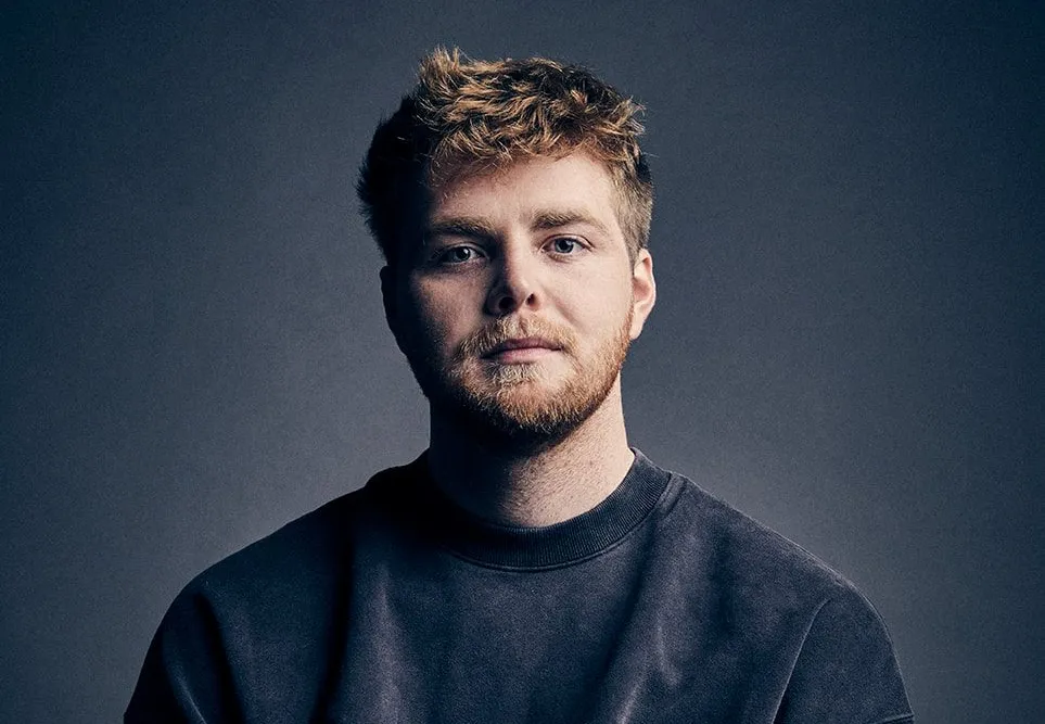 Alex Warren